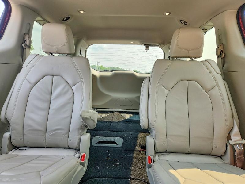 62747786 :رقم المزاد ، 2C4RC1BG3HR837535 vin ، 2017 Chrysler Pacifica مزاد بيع