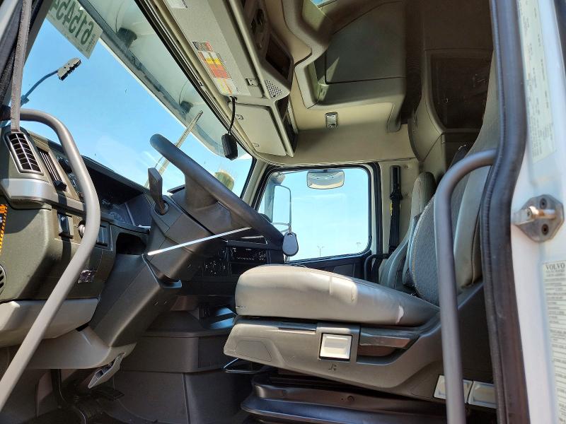 2019 Volvo Vnl მანქანა იყიდება აუქციონზე, vin: 4V4NC9EH7KN193192, აუქციონის ნომერი: 61545436