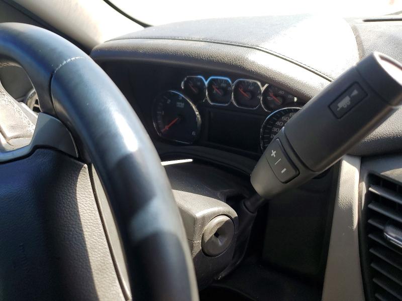 Продаж на аукціоні авто 2015 Chevrolet Suburban, vin: 1GNSCJKC1FR639836, номер лоту: 61168056