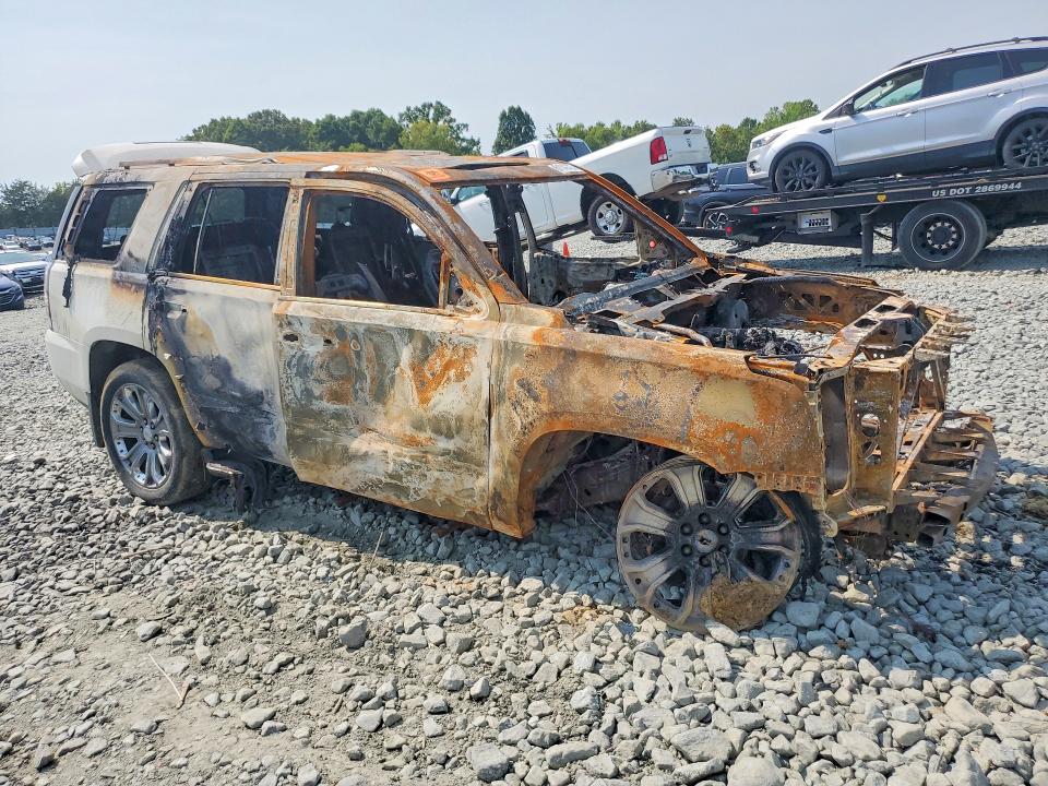 61042426 :رقم المزاد ، 1GKS2CKJ8FR301540 vin ، 2015 Gmc Yukon مزاد بيع