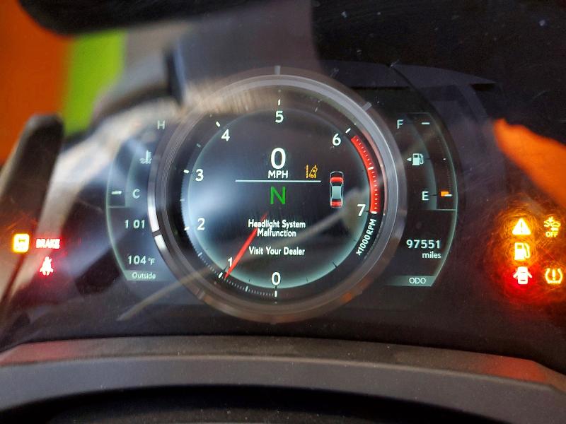 61934326 :رقم المزاد ، JTHBA1D24J5073270 vin ، 2018 Lexus Is مزاد بيع