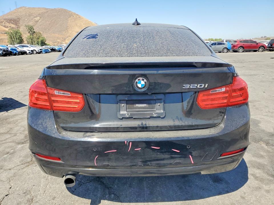 Продажа на аукционе авто 2015 Bmw 320, vin: WBA3B1C55FK138910, номер лота: 62100126