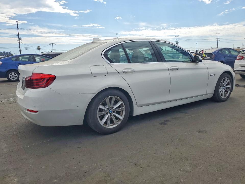 2015 Bmw 528 მანქანა იყიდება აუქციონზე, vin: WBA5A5C56FD518684, აუქციონის ნომერი: 61067206