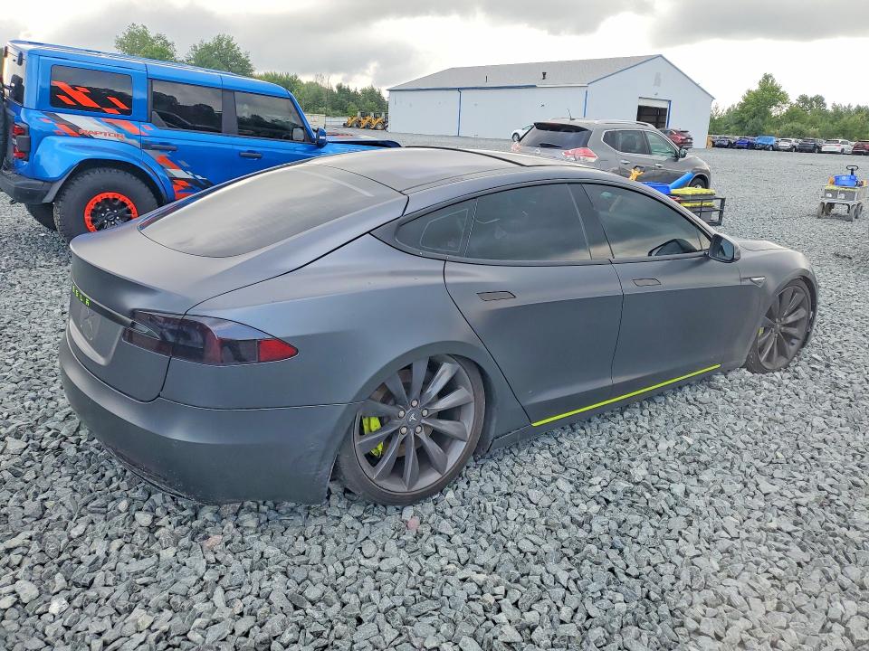 2016 Tesla Model S მანქანა იყიდება აუქციონზე, vin: 5YJSA1E25GF147996, აუქციონის ნომერი: 62860336