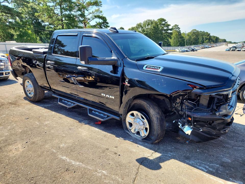 Продажа на аукционе авто 2021 Ram 2500, vin: 3C6UR5CL0MG559213, номер лота: 60235386