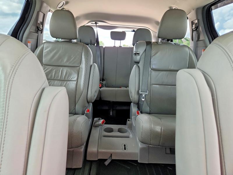 Aukcja sprzedaży 2018 Toyota Sienna, vin: 5TDYZ3DC3JS952116, numer aukcji: 61036996