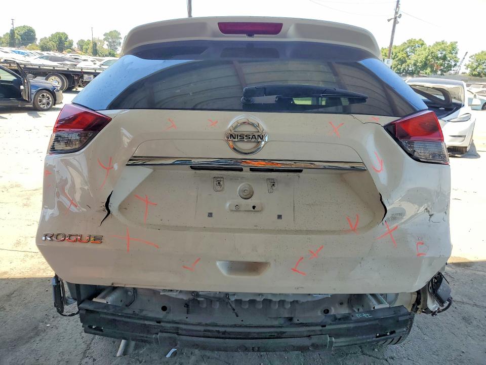 Продажа на аукционе авто 2018 Nissan Rogue, vin: 5N1AT2MT9JC818091, номер лота: 63247376