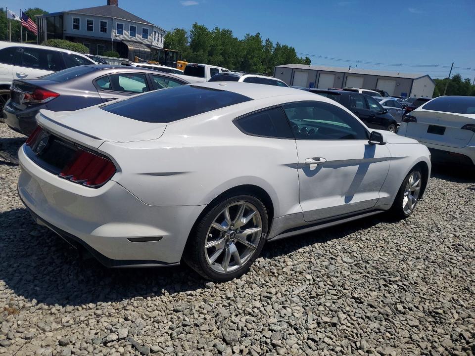 61742956 :رقم المزاد ، 1FA6P8TH1F5310679 vin ، 2015 Ford Mustang مزاد بيع