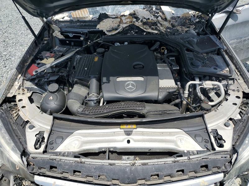 2015 Mercedes-benz C მანქანა იყიდება აუქციონზე, vin: 55SWF4JB0FU079016, აუქციონის ნომერი: 61016126
