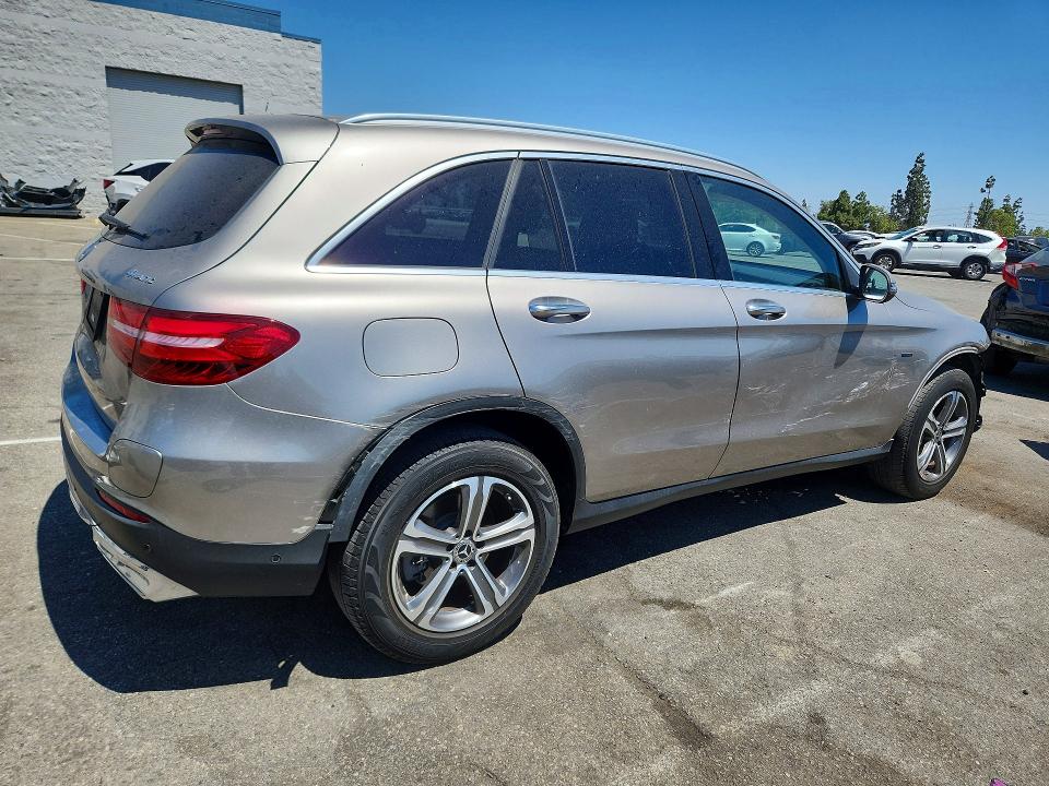 Продаж на аукціоні авто 2019 Mercedes-benz Glc, vin: WDC0G5EB3KF565663, номер лоту: 60888686