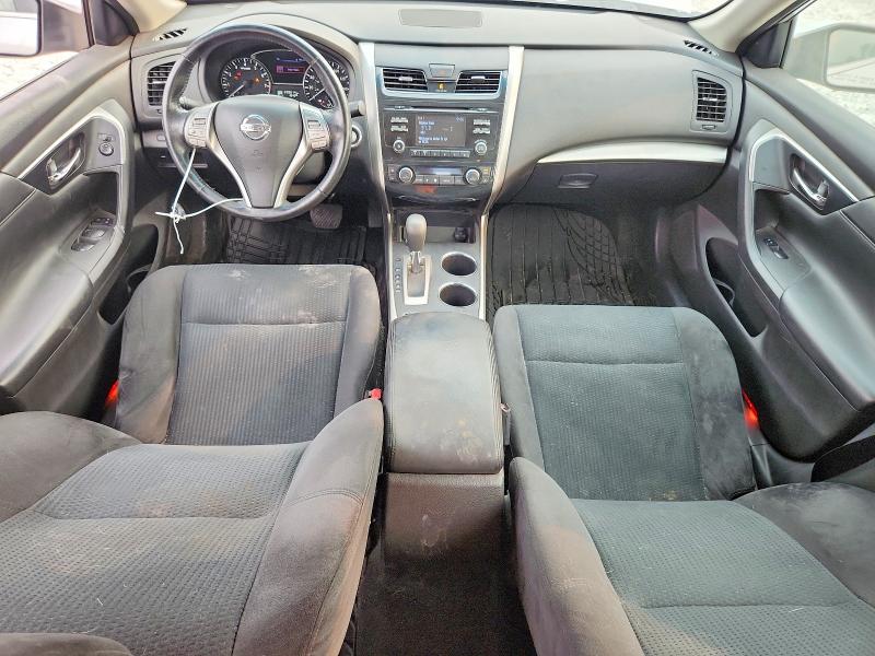 60644226 :رقم المزاد ، 1N4AL3AP3FC585629 vin ، 2015 Nissan Altima مزاد بيع