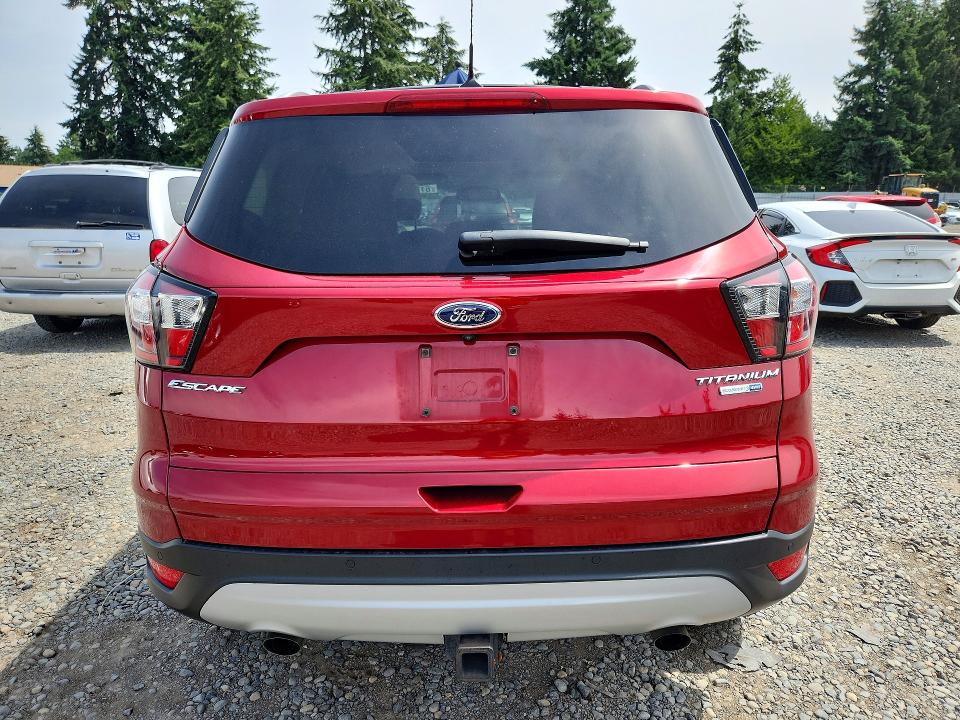 Продажа на аукционе авто 2018 Ford Escape, vin: 1FMCU9J94JUD05798, номер лота: 61726546