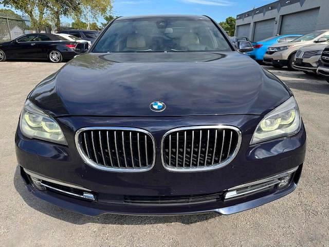 2015 Bmw 750 მანქანა იყიდება აუქციონზე, vin: WBAYB6C5XFD965910, აუქციონის ნომერი: 63611546