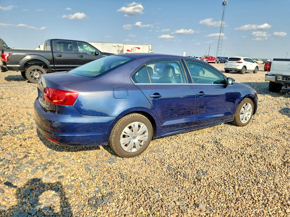 60267646 :رقم المزاد ، 3VWDP7AJ6DM218019 vin ، 2013 Volkswagen Jetta مزاد بيع