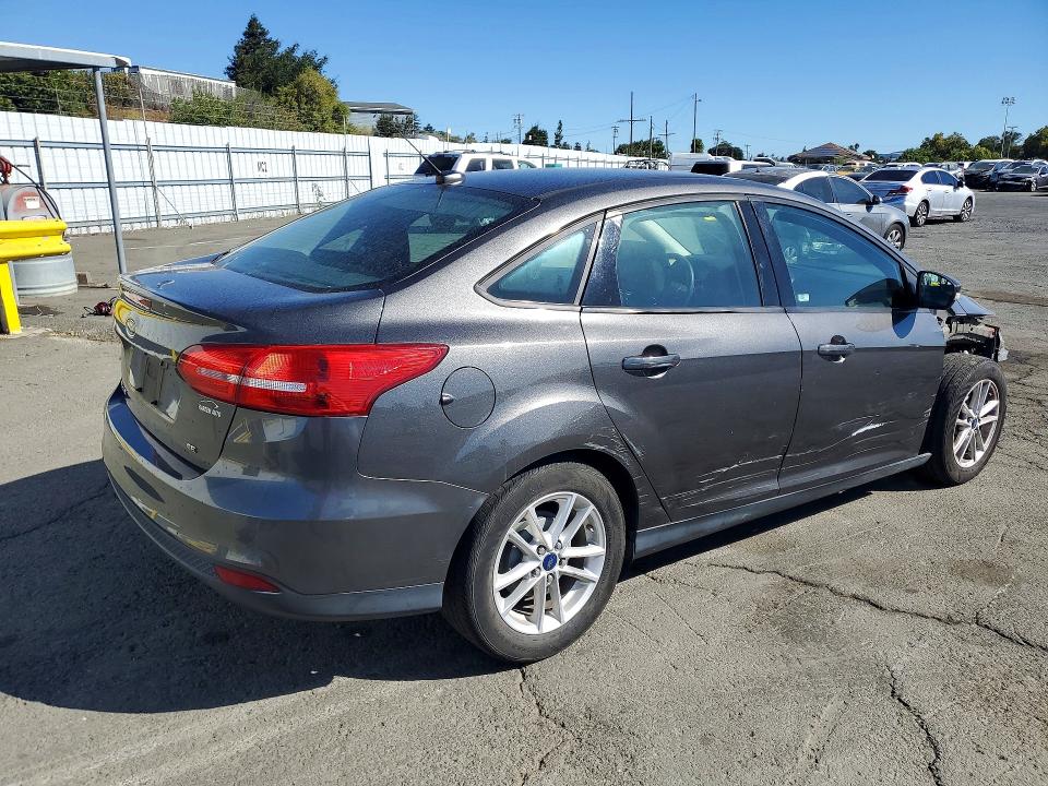 Aukcja sprzedaży 2015 Ford Focus, vin: 1FADP3F27FL276602, numer aukcji: 61818936