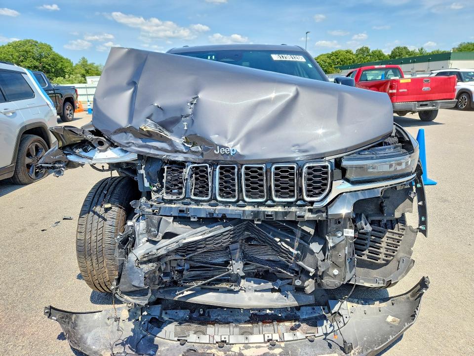 61798126 :رقم المزاد ، 1C4RJYB65RC115922 vin ، 2024 Jeep Grand Cherokee مزاد بيع