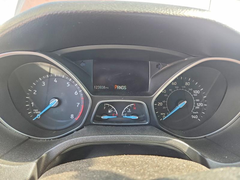 60649986 :رقم المزاد ، 1FADP3H23HL237084 vin ، 2017 Ford Focus مزاد بيع