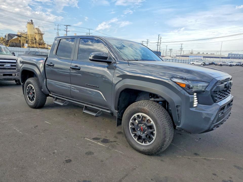 Продажа на аукционе авто 2024 Toyota Tacoma, vin: 3TMLB5JN9RM082044, номер лота: 60863946
