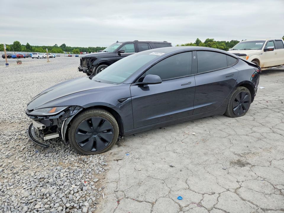 62586226 :رقم المزاد ، 5YJ3E1EB9RF822177 vin ، 2024 Tesla Model 3 مزاد بيع