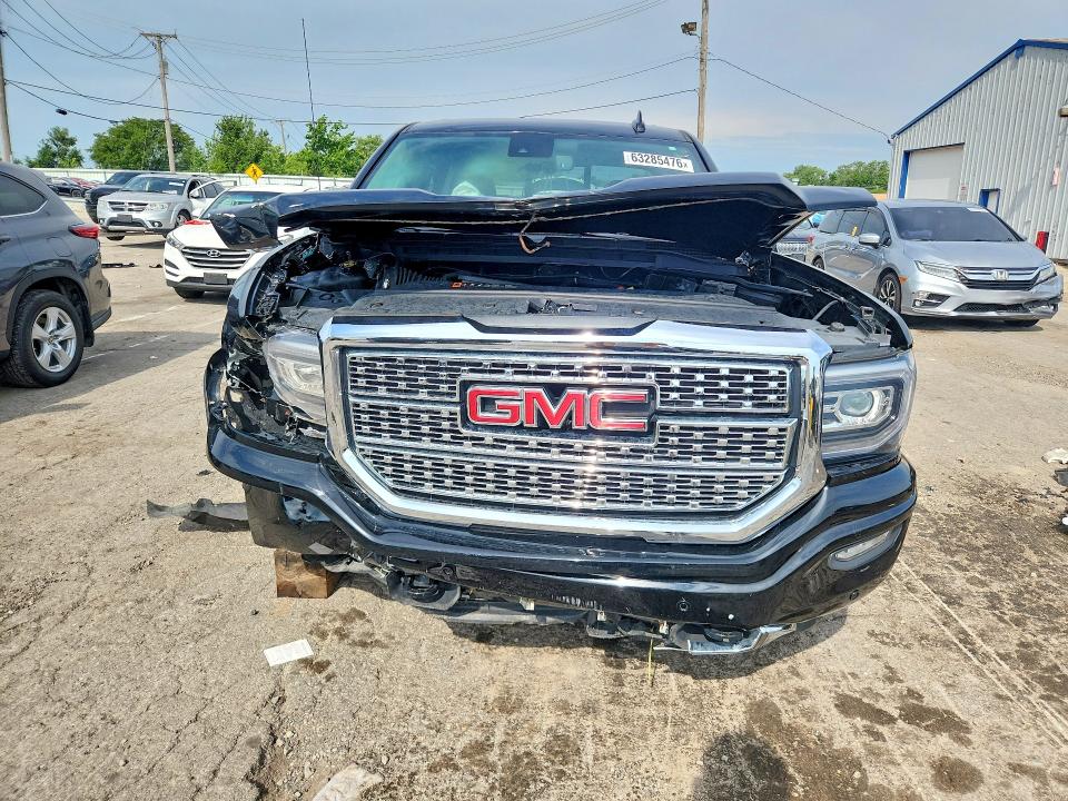 63285476 :رقم المزاد ، 3GTU2PEC4JG569129 vin ، 2018 Gmc Sierra مزاد بيع