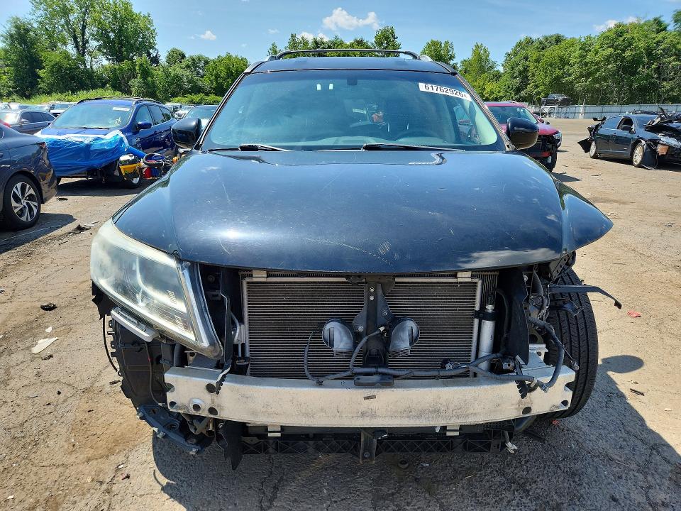 61762926 :رقم المزاد ، 5N1AR2MM6FC674577 vin ، 2015 Nissan Pathfinder مزاد بيع