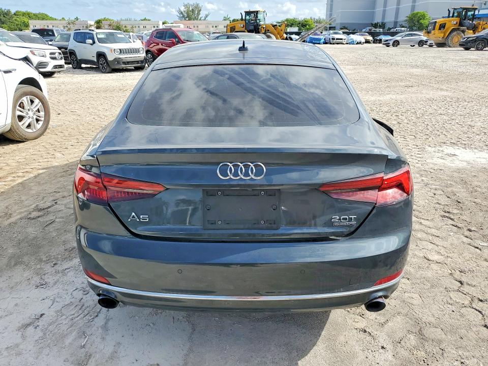 60998866 :رقم المزاد ، WAUBNCF54JA036068 vin ، 2018 Audi A5 مزاد بيع