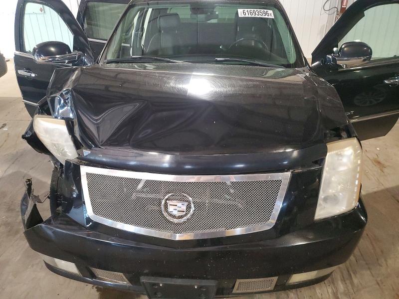 2007 Cadillac Escalade მანქანა იყიდება აუქციონზე, vin: 3GYFK628X7G275532, აუქციონის ნომერი: 61693596