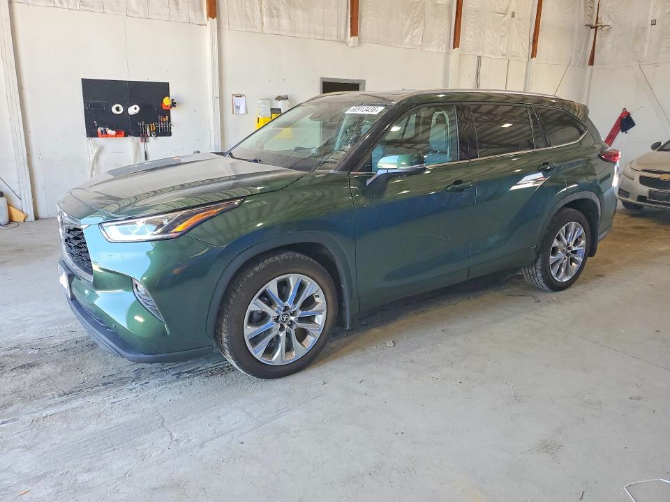 60913436 :رقم المزاد ، 5TDKDRBH4PS500349 vin ، 2023 Toyota Highlander مزاد بيع