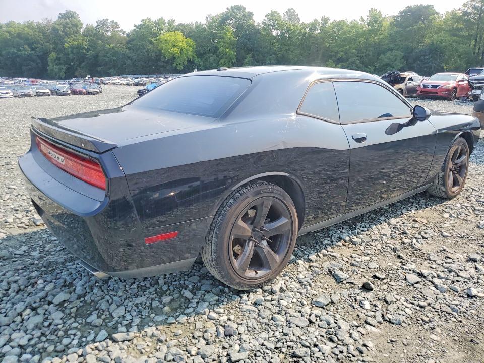 62776446 :رقم المزاد ، 2C3CDYAG0DH641540 vin ، 2013 Dodge Challenger مزاد بيع