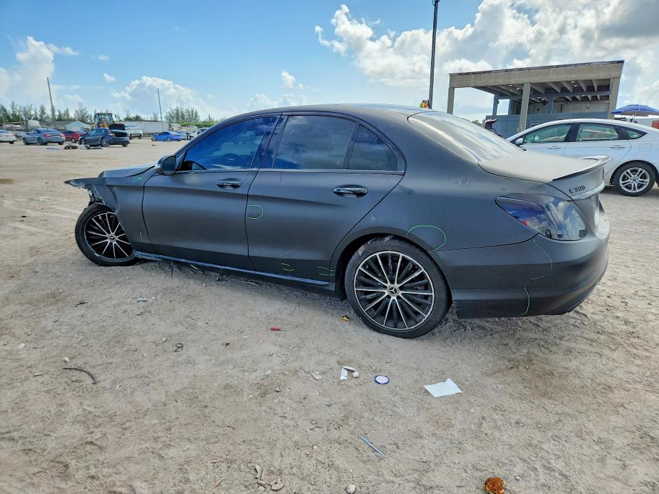 62199746 :رقم المزاد ، WDDWF8DB6LR557441 vin ، 2020 Mercedes-benz C مزاد بيع