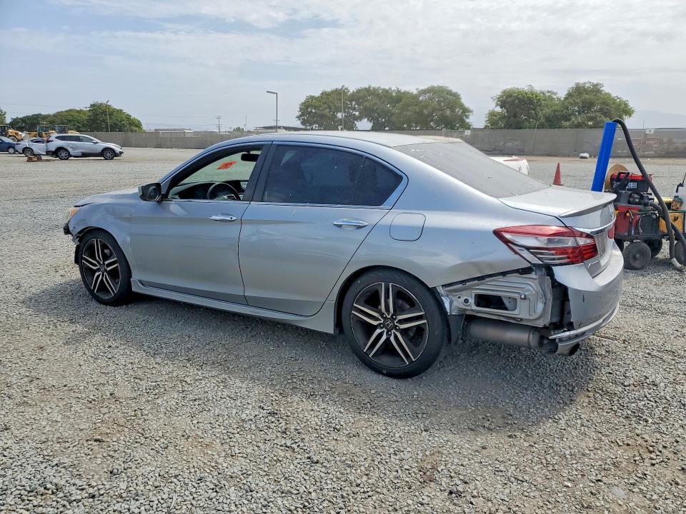 60988626 :رقم المزاد ، 1HGCR2F52HA289262 vin ، 2017 Honda Accord مزاد بيع