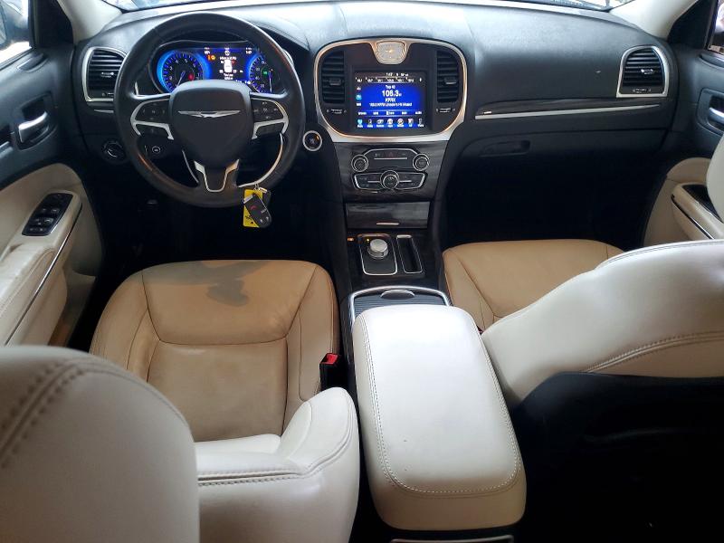 62247426 :رقم المزاد ، 2C3CCAAG8FH735887 vin ، 2015 Chrysler 300 مزاد بيع