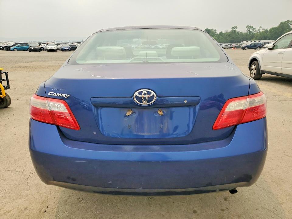 61118996 :رقم المزاد ، 4T1BE46K38U255364 vin ، 2008 Toyota Camry مزاد بيع