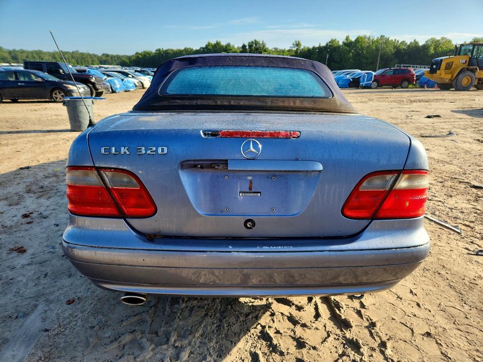 Продажа на аукционе авто 2001 Mercedes-benz Clk, vin: WDBLK65G21T060473, номер лота: 61212576