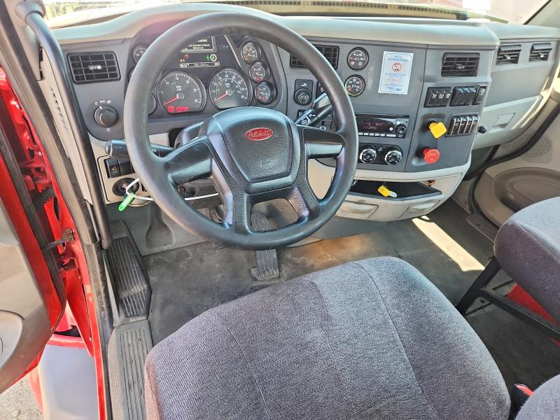 Продажа на аукционе авто 2021 Peterbilt 579, vin: 1XPBD49X7MD756099, номер лота: 60494186
