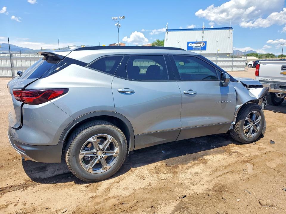 60563216 :رقم المزاد ، 3GNKBCR45PS222831 vin ، 2023 Chevrolet Blazer مزاد بيع