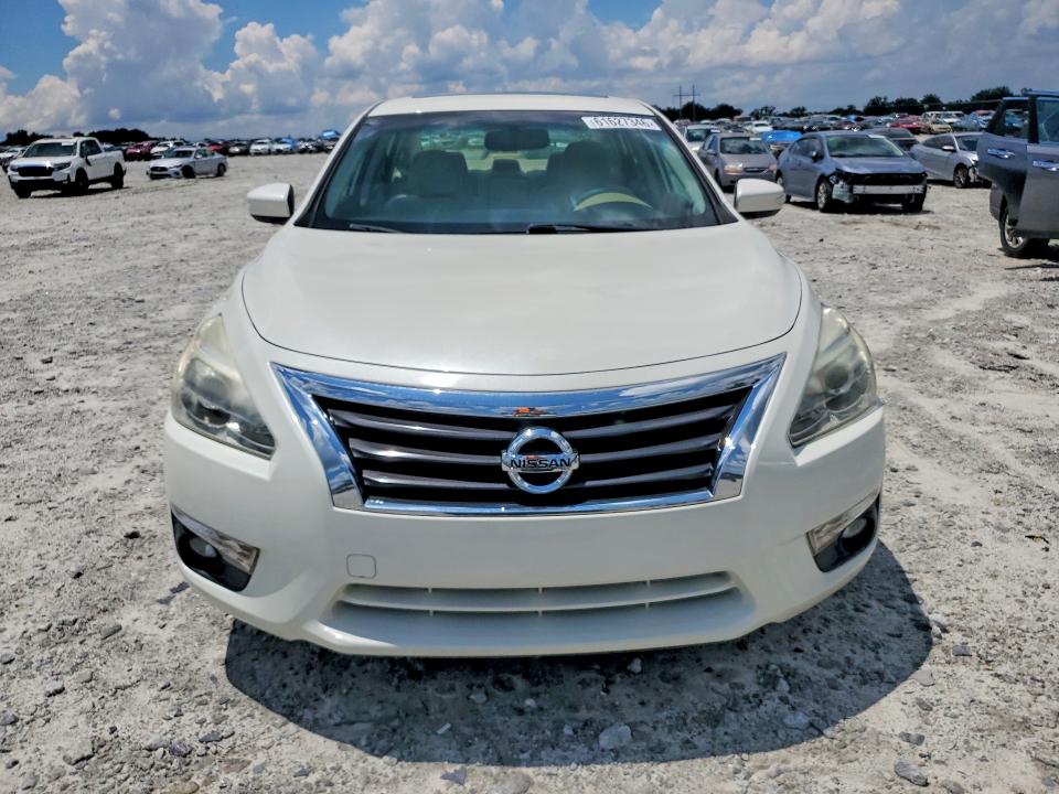 Продажа на аукционе авто 2015 Nissan Altima, vin: 1N4AL3AP9FC569810, номер лота: 61627346