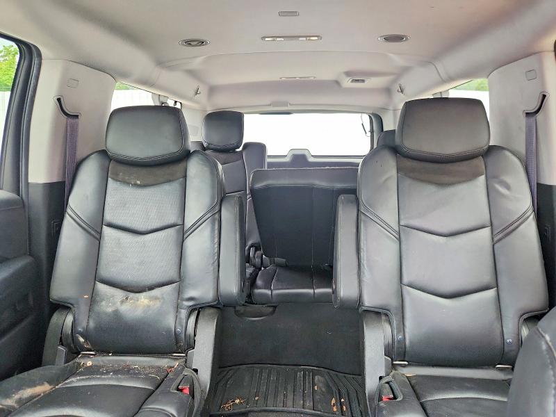 60680596 :رقم المزاد ، 1GYS3HKJ0FR250700 vin ، 2021 Cadillac Escalade مزاد بيع