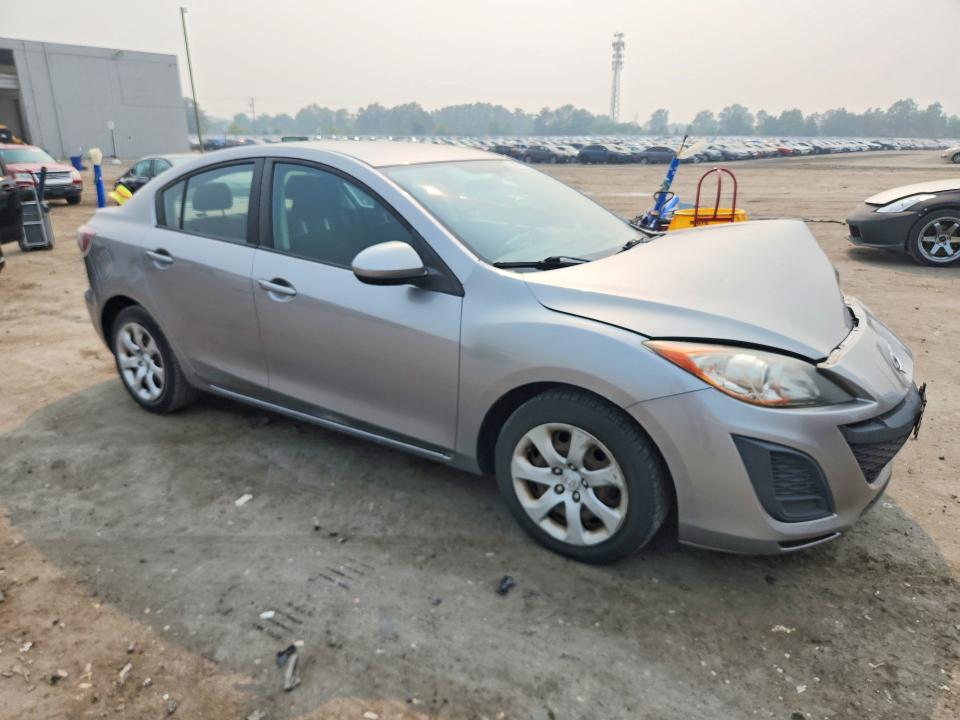 60970526 :رقم المزاد ، JM1BL1UG0B1422358 vin ، 2011 Mazda 3 4d I Spt مزاد بيع