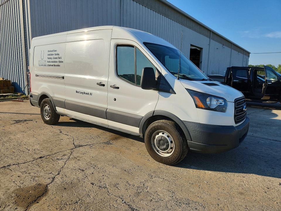 2018 Ford Transit მანქანა იყიდება აუქციონზე, vin: 1FTYR2CM6JKB27439, აუქციონის ნომერი: 60664416