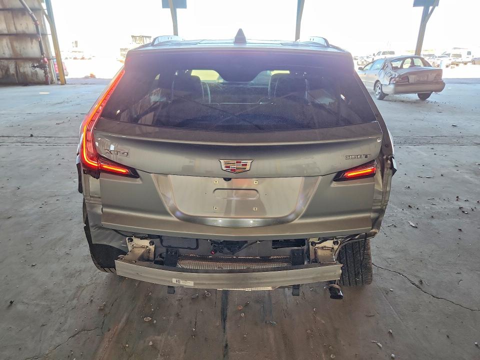 85986665 :رقم المزاد ، 1GYFZER4XRF215652 vin ، 2024 Cadillac Xt4 مزاد بيع