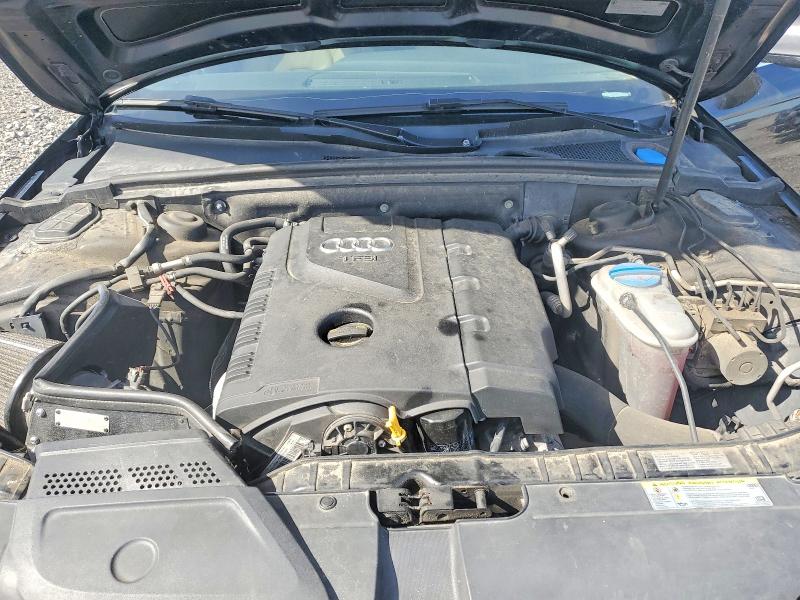 61588536 :رقم المزاد ، WAUKFCFL7FN003237 vin ، 2015 Audi A4 مزاد بيع