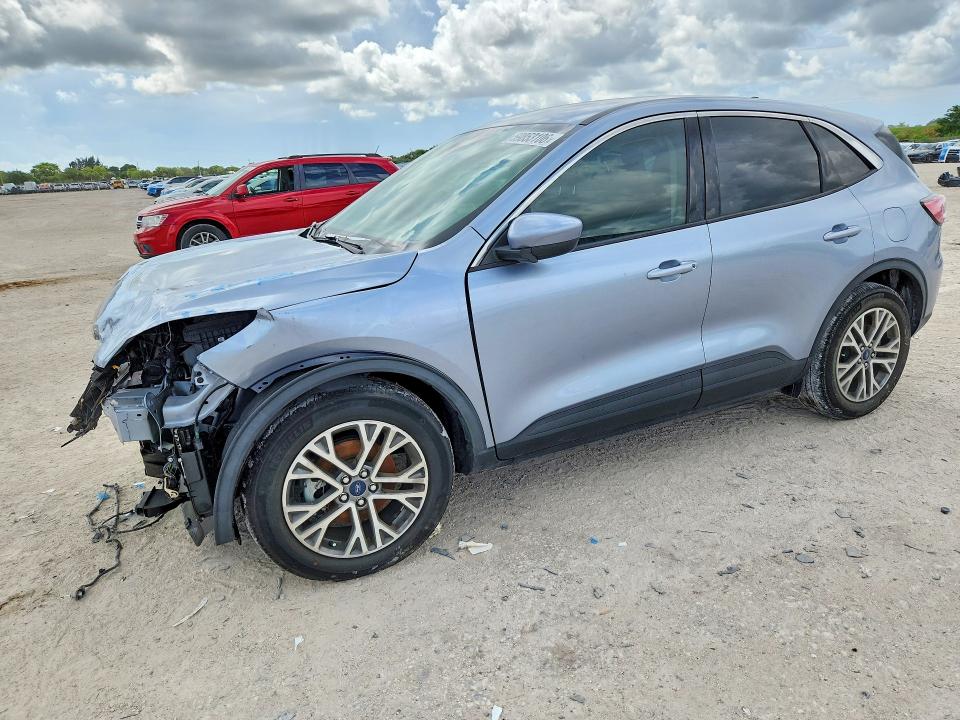 59853106 :رقم المزاد ، 1FMCU0H67NUA81097 vin ، 2022 Ford Escape مزاد بيع