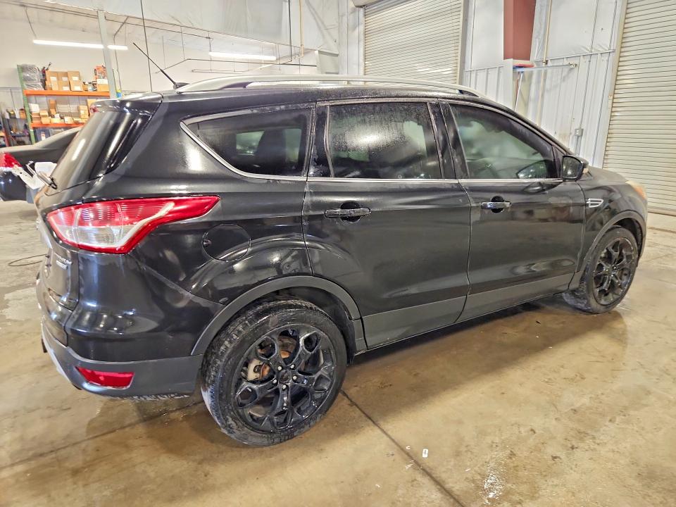 61437846 :رقم المزاد ، 1FMCU9J99EUE10519 vin ، 2014 Ford Escape مزاد بيع