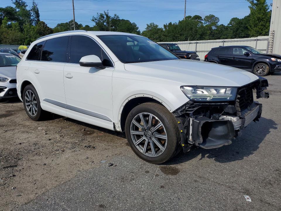 60295546 :رقم المزاد ، WA1VAAF78HD000176 vin ، 2017 Audi Q7 مزاد بيع