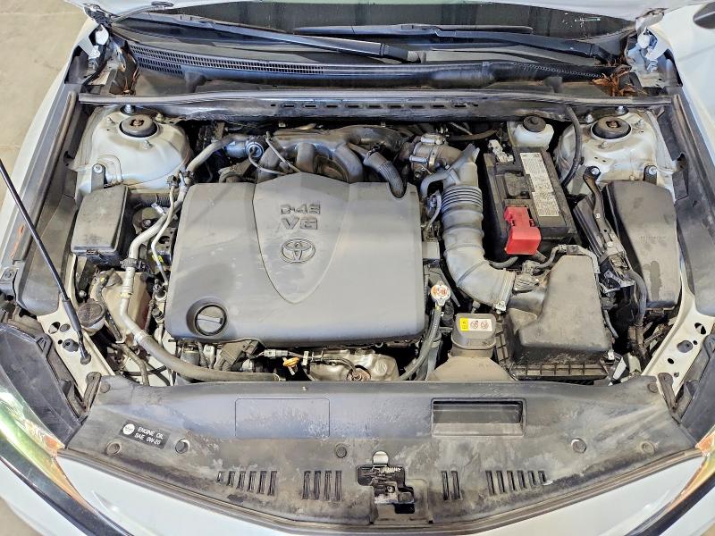60878756 :رقم المزاد ، 4T1KZ1AK9NU066076 vin ، 2022 Toyota Camry مزاد بيع