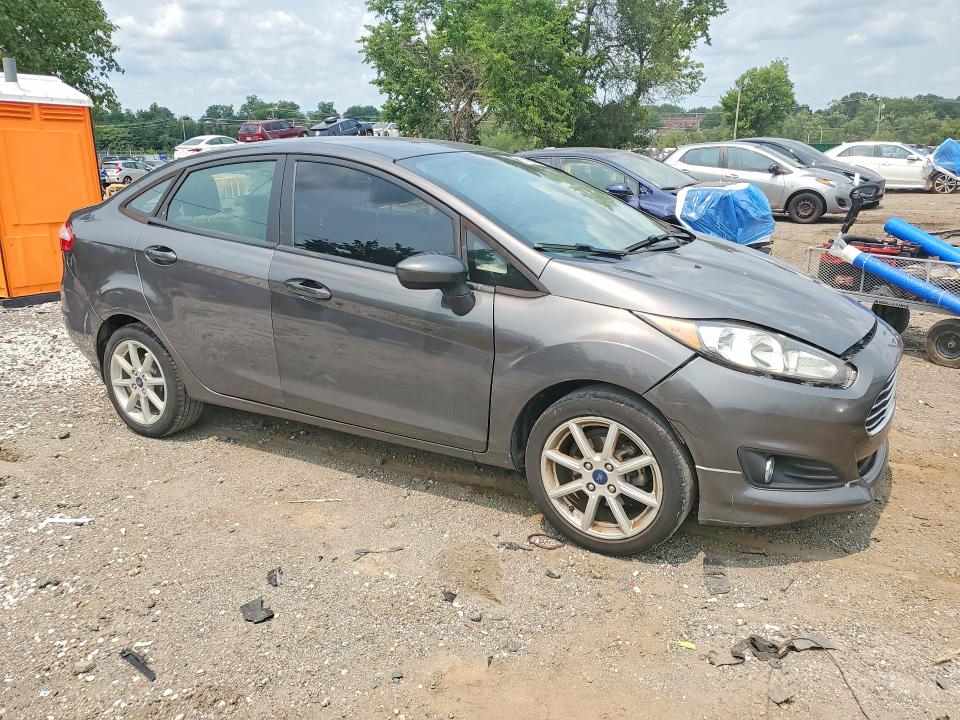 2019 Ford Fiesta მანქანა იყიდება აუქციონზე, vin: 3FADP4BJ5KM137645, აუქციონის ნომერი: 61109816