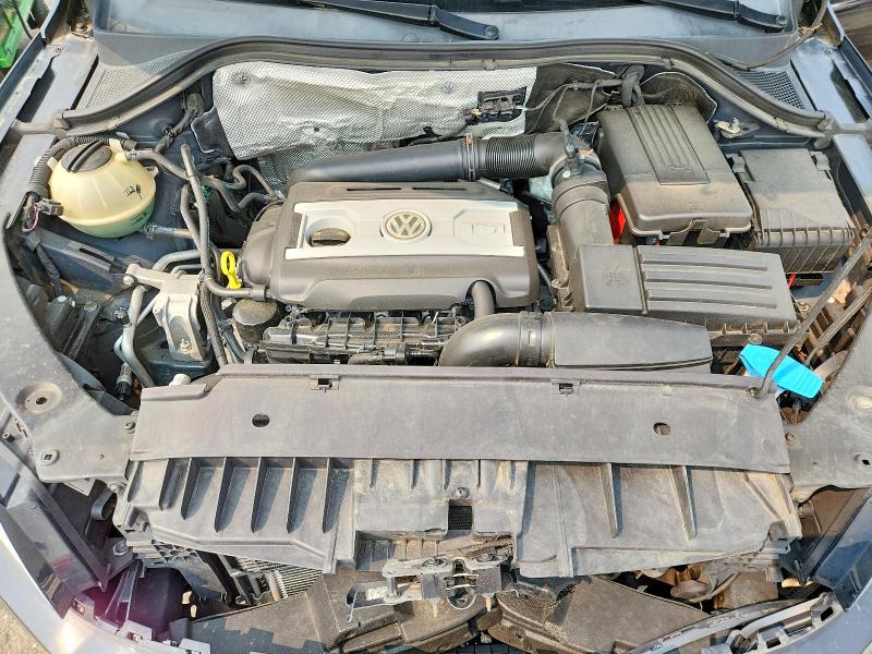 61591526 :رقم المزاد ، WVGAV7AXXHK023534 vin ، 2017 Volkswagen Tiguan مزاد بيع