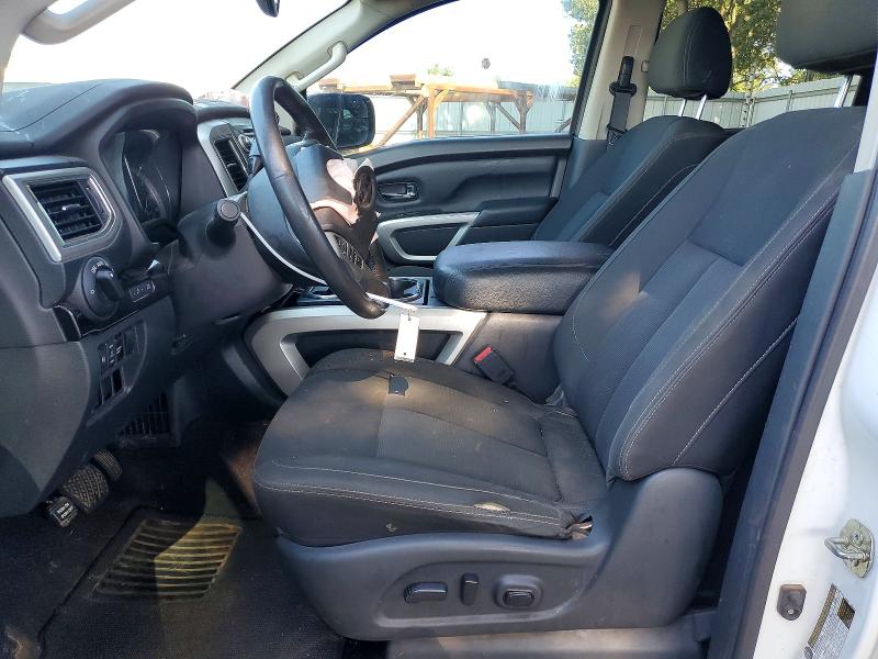 2017 Nissan Titan მანქანა იყიდება აუქციონზე, vin: 1N6AA1E64HN571801, აუქციონის ნომერი: 60069116