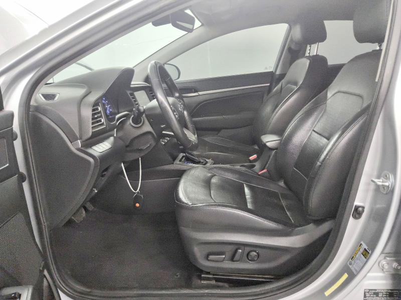 57089776 :رقم المزاد ، 5NPD84LF3LH629857 vin ، 2020 Hyundai Elantra مزاد بيع